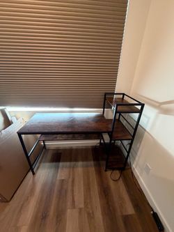 Desk with shelves