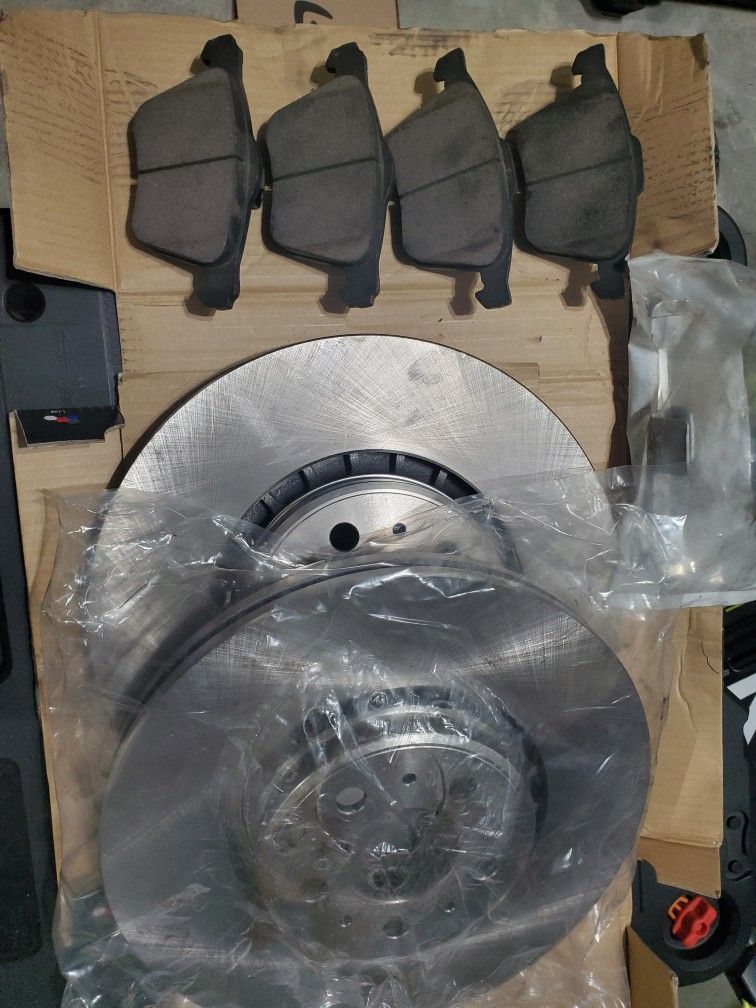 Volvo XC90 Front Brakes