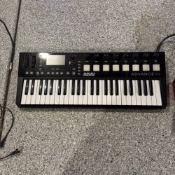 AKAI Professional Advance 49