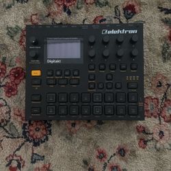 Elektron Digitakt Drum sampler/sequencer