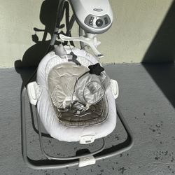 Graco swing set / bouncer