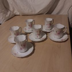 Vintage 12 Piece Teacup & saucers set