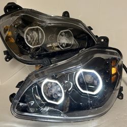 13 2021 Kenworth Headlights