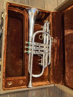 1970s vintage and restored silver plated Olds Super Star Cornet
