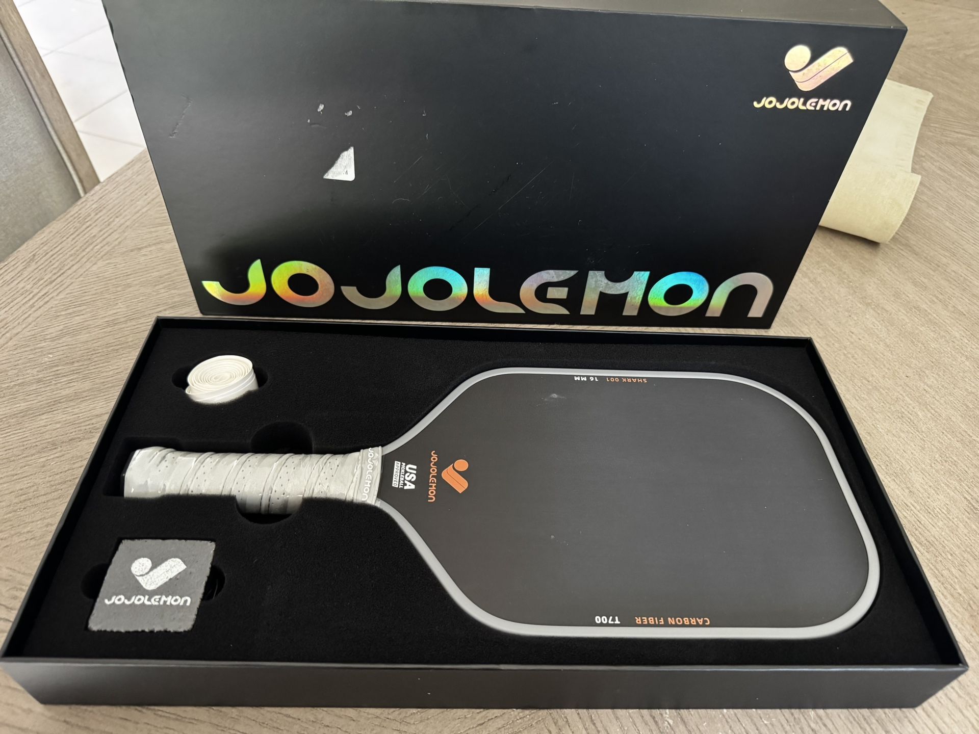OJOLEMON Pickleball Paddles, Carbon Fiber Pickleball Paddle with a 16mm Shark Power Polymer Core, The Pickleball Rackets Designed for Ultimate Spin &
