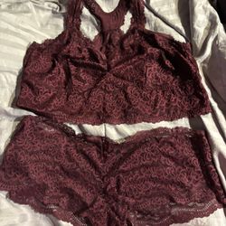 Women’s Plus Lingerie 