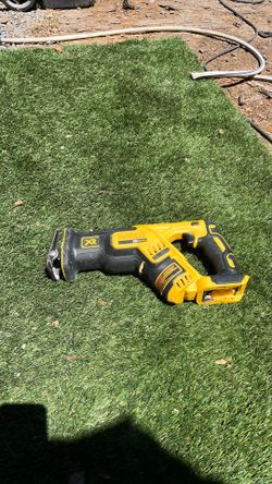 20V Dewalt Sawzall
