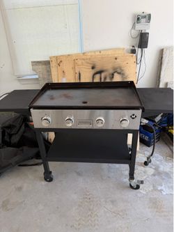 Flat top griddle