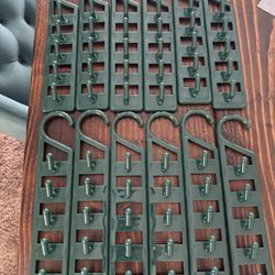 12 Space Saving Hangers 