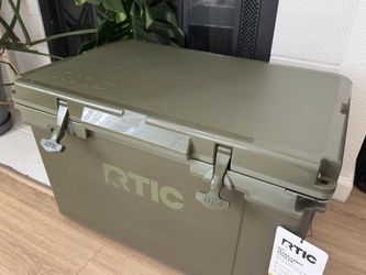 RTIC 52 QT Ultra-Light Hard Cooler