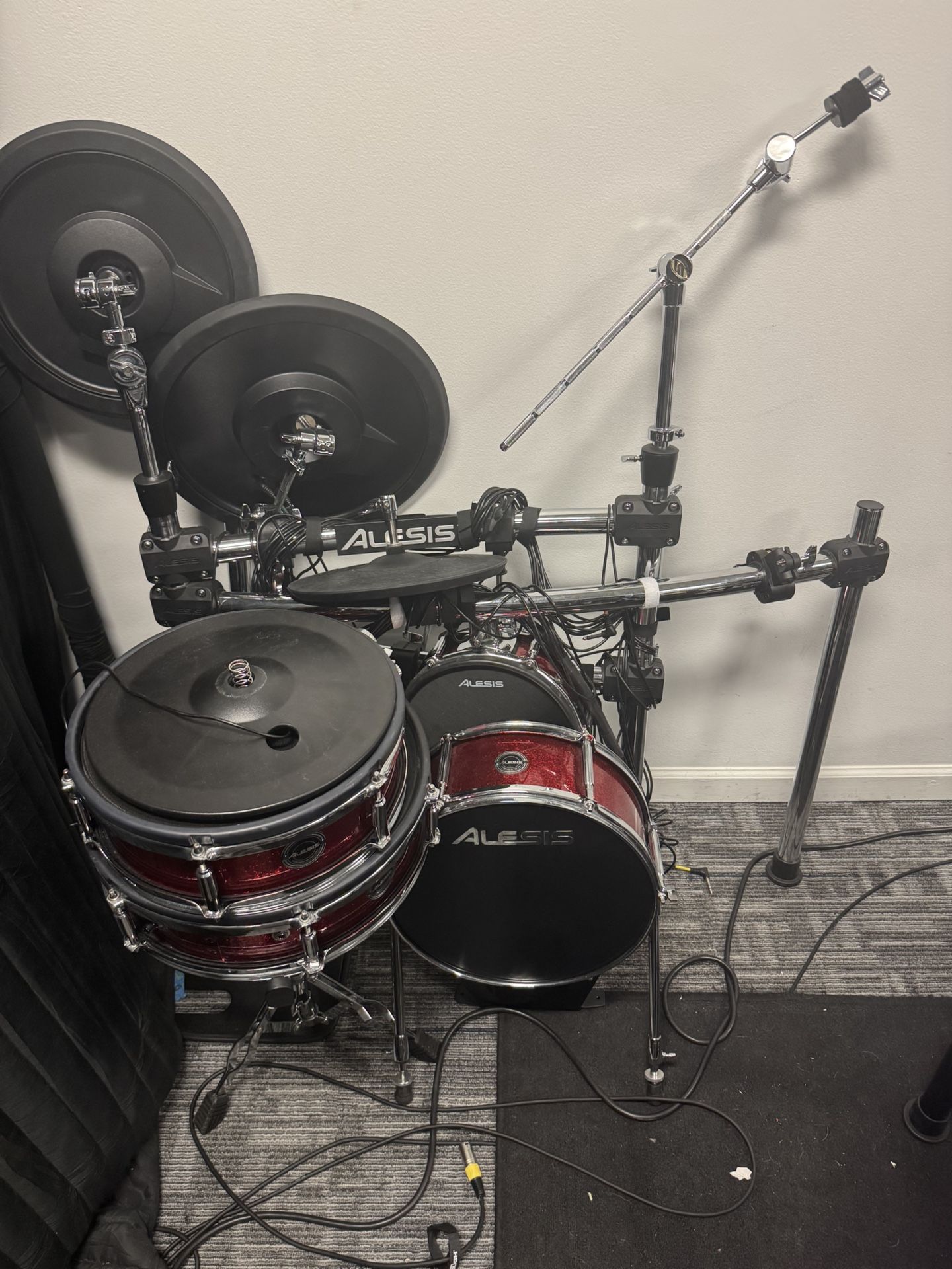 Alesis Strike Pro Electronic Drum Set (without Module)