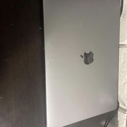 Apple MacBook 2019 