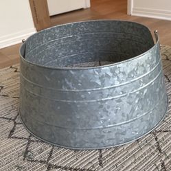Galvanized Silver Tree Collar 