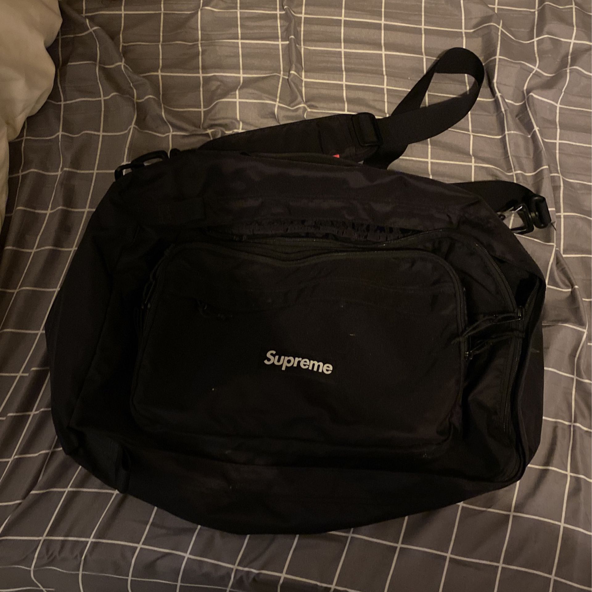 Supreme Duffel Bag 