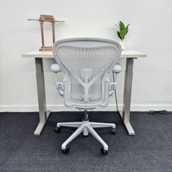 HERMAN MILLER REMASTERED  AERON SIZE A CHAIR FULLY LOADED $950 DELIVERY AVAILABLE 