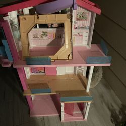 Barbie Doll House 