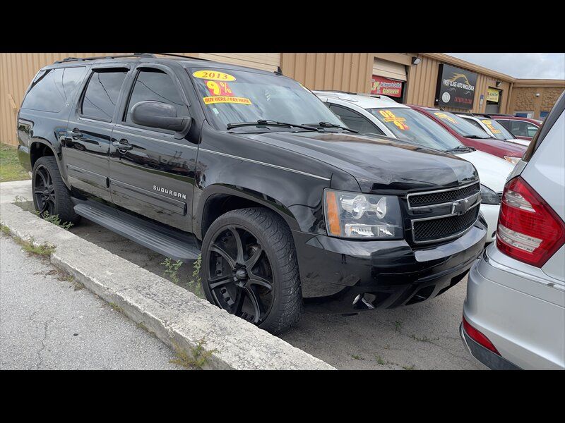 2013 Chevrolet Suburban LT 1500