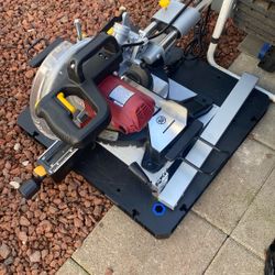 slide miter saw