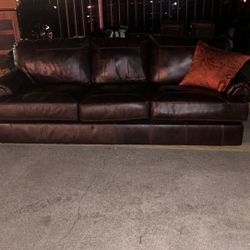 Like New Ashley’s Brown Leather Couch 