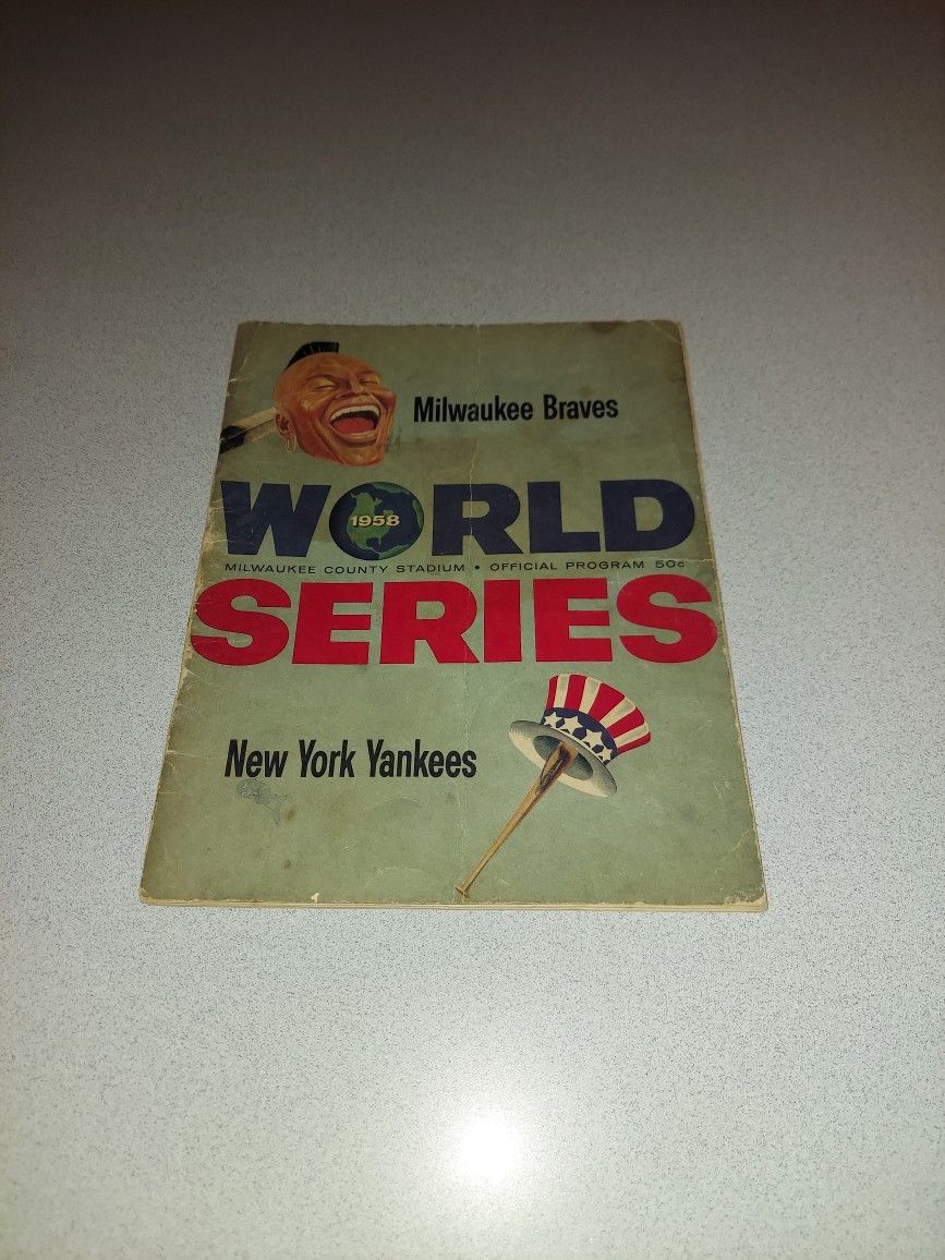 1958 MILWAUKEE BRAVES VS. NEW YORK YANKEES WORLD SERIES PROGRAM