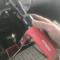 Earthquake air ratchet
