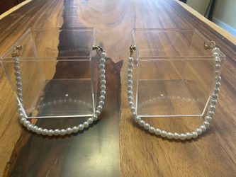 Flower Girl Clear with Pearls holder
