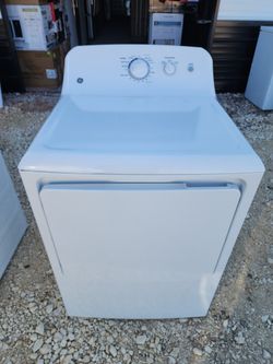 Brand New GE
6.2 cu. ft. vented Gas Dryer in White with Auto Dry, 120 ft. Venting and Shallow Depth