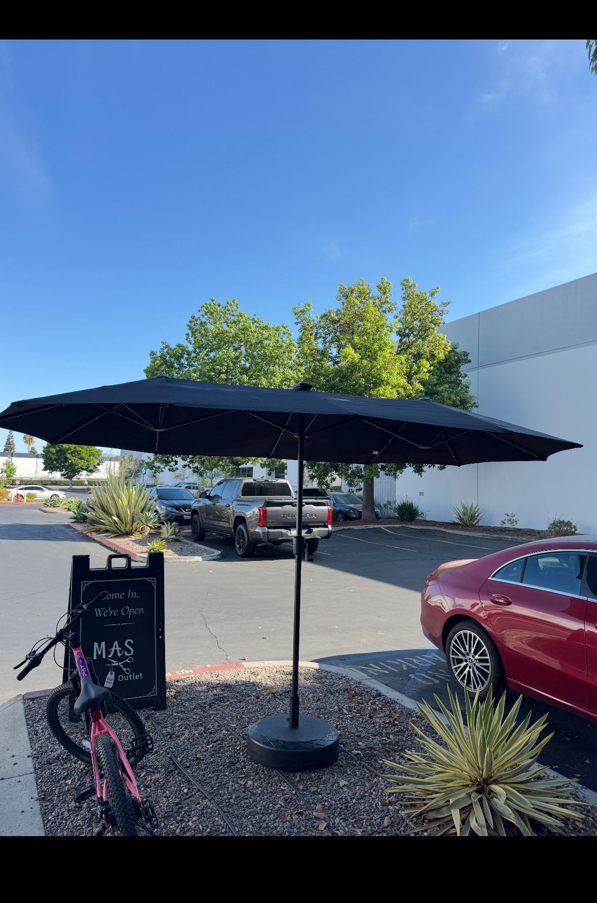 13ft Umbrella With Lights In Brown, Turquoise Blue And Black (base Not Include)