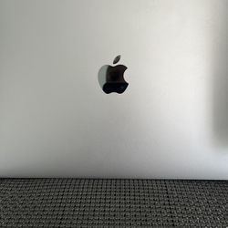 MacBook Pro 13”