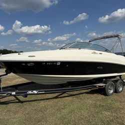 2007 Sea Ray Sundeck 220