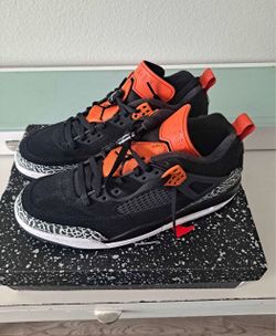 Jordan Spizike Low Halloween Size 11 Black/Starfish/White