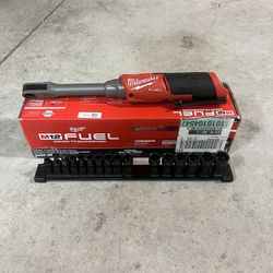 New Milwaukee M12 FUEL INSIDER 12V Lithium-lon Cordless 1/4"-3/8" Ratchet (battery not included)