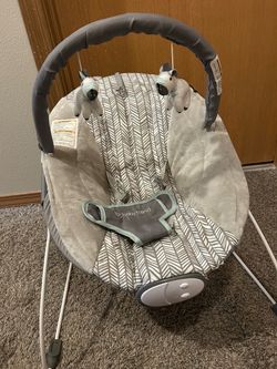 Baby Trend bouncer- like new