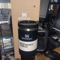New Stanley Cup 40 Oz Black Brand New