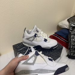 Jordan 4s 
