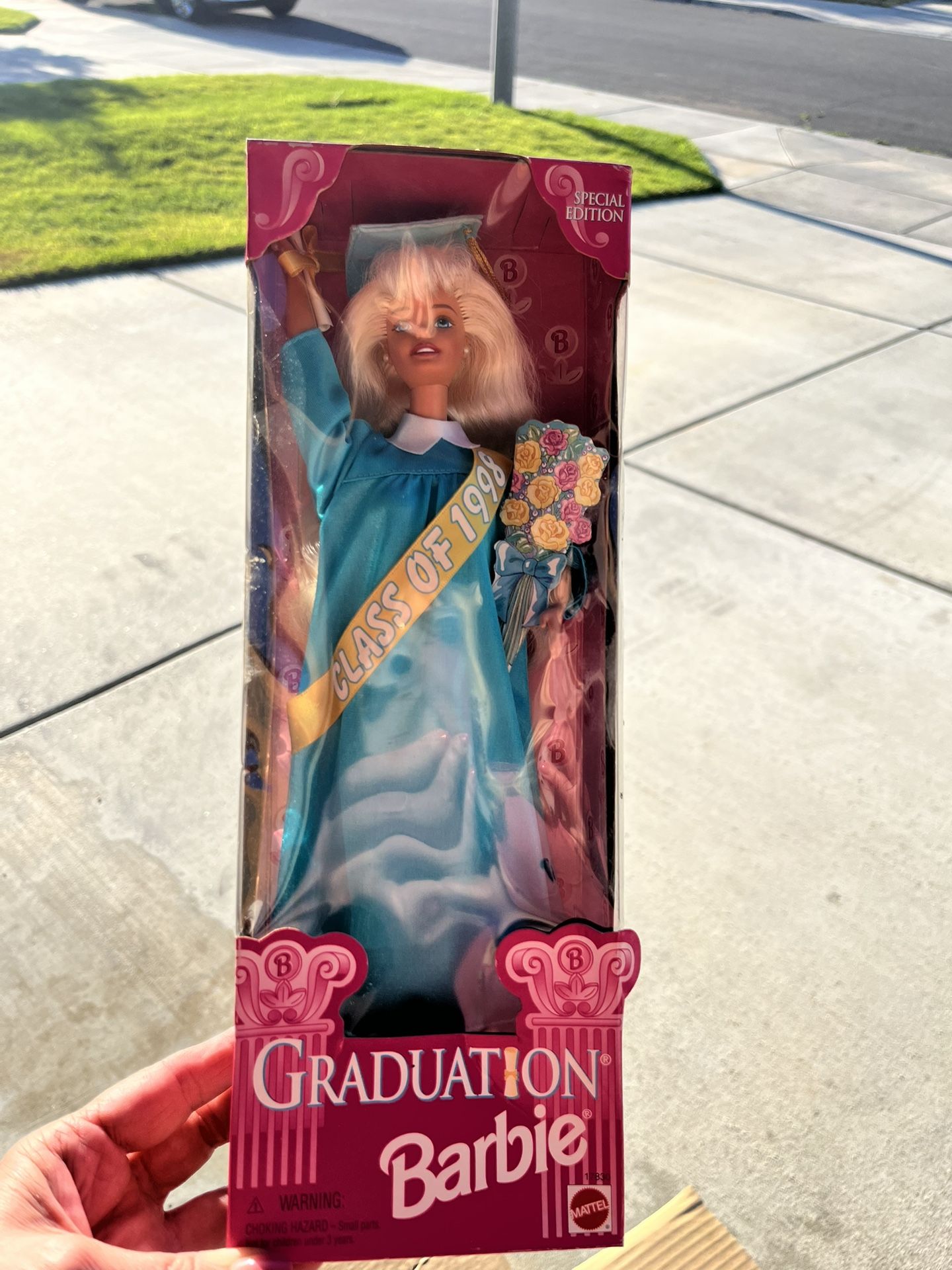 Graduation Barbie 1998