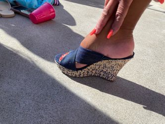 Wedge heels