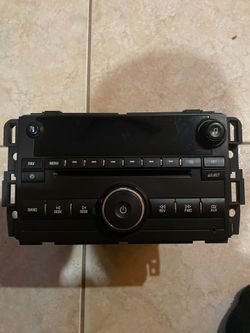O.E. 2012 chevrolet Silverado Radio