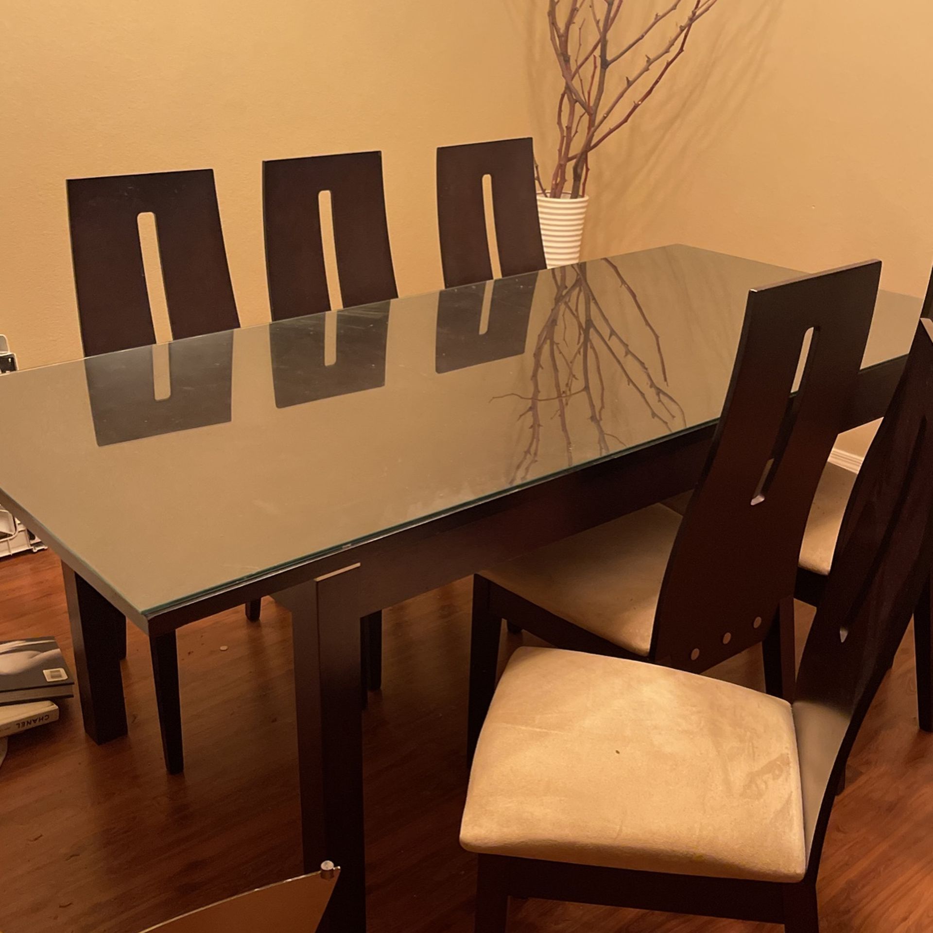Copenhagen Dining Table With 6 Chairs