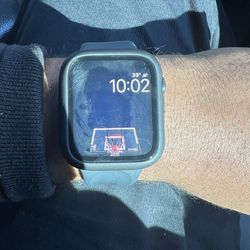 Apple Watch SE (2nd Gen) (GPS + Cellular) 44mm Midnight Aluminum Case with Midnight Band