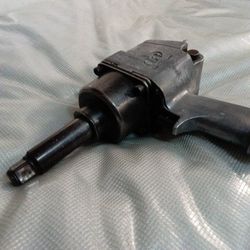 Pneumatic Impact Wrench
