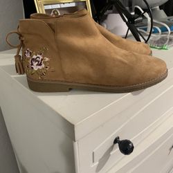 Women’s Boots