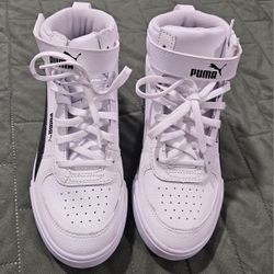 Kids Shoes,Size 2C,Like New,$25 OBO