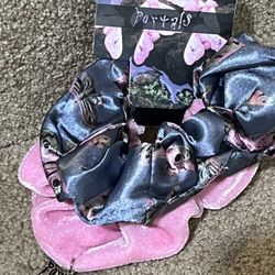 Official Melanie Martinez Portals Scrunchie Set Hair Ties BRAND NEW