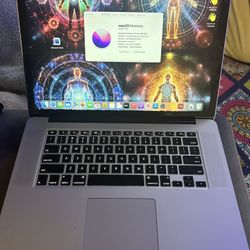 Nice 15 Inch MacBook Pro!!
