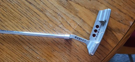 Scotty Cameron Studio Select Newport 2  33' putter