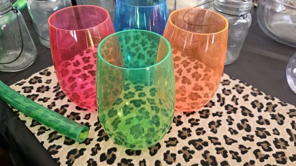 Plastic Wine Glasses