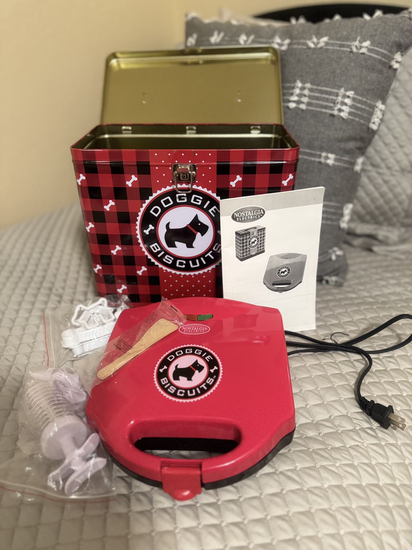 Doggie Biscuit Maker