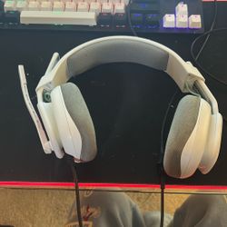 astro A10 headset 