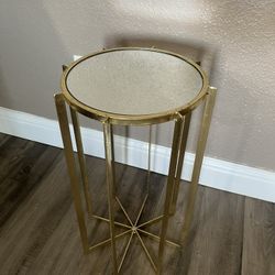 Side Table Gold
